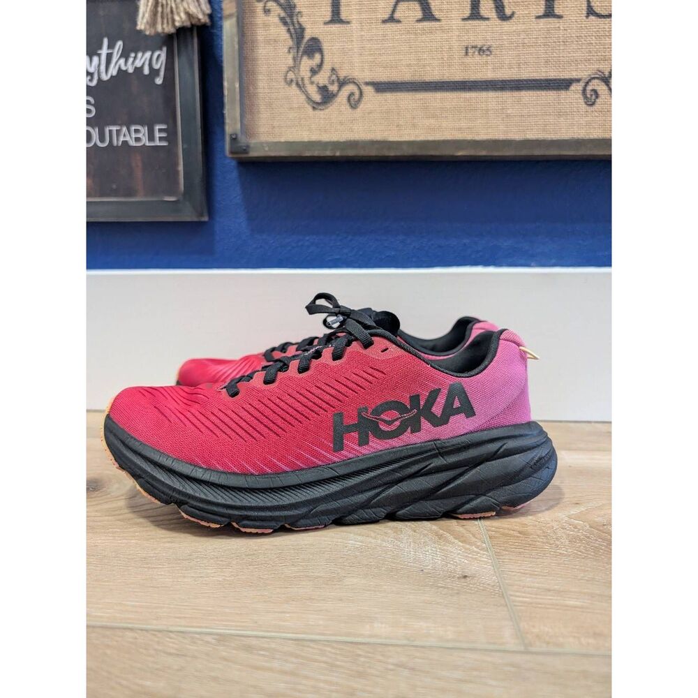 Hoka One One Rincon 3 Women’s 8.5 Pink Black Strawberry Raspberry EUC - Picture 4 of 10
